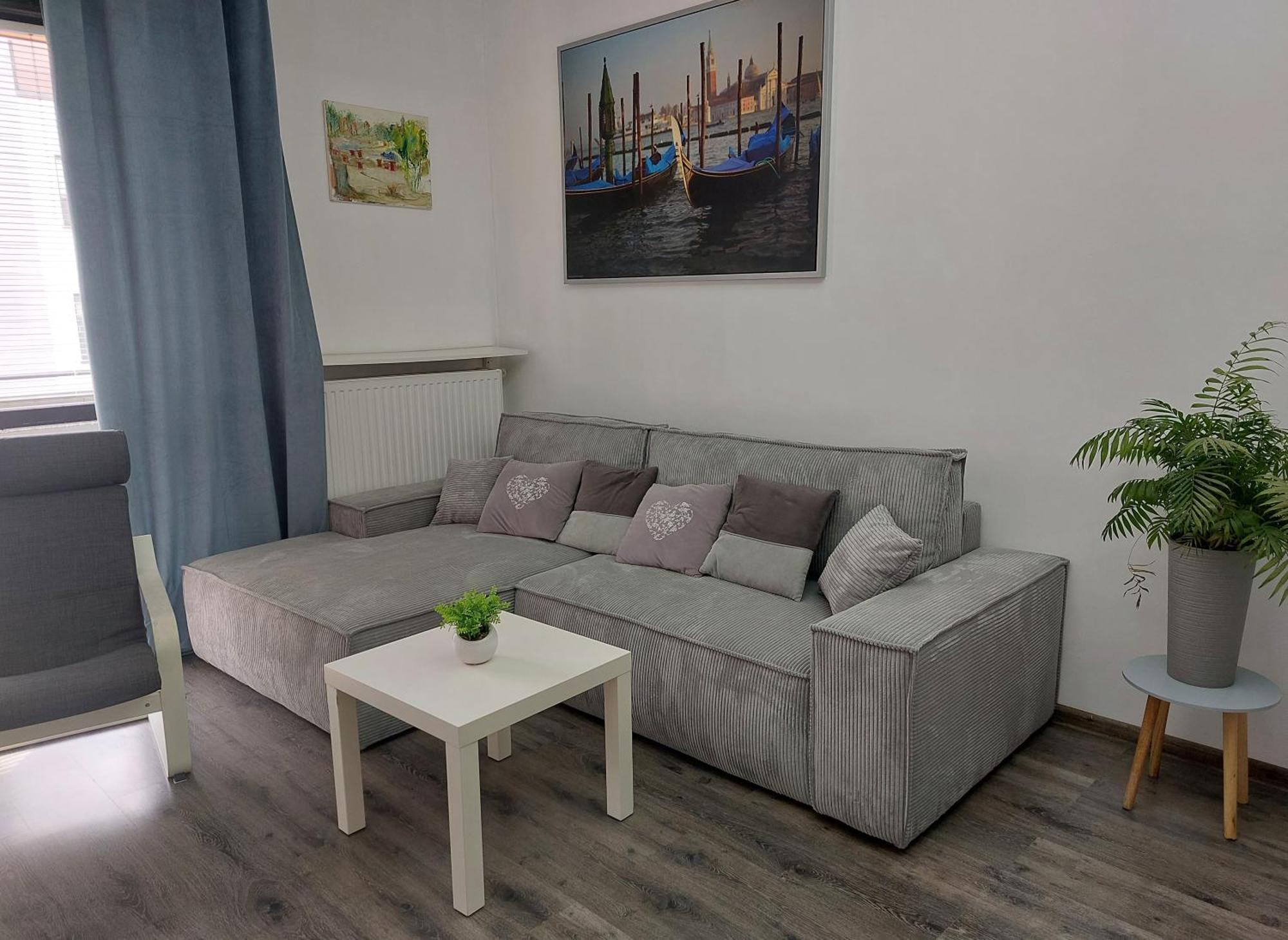 Appartamento Jk 47 A Z Miejscem Postojowym W Garazu Varsavia